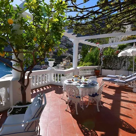 Boheme Exclusive Luxury Apartmanhotel 2*